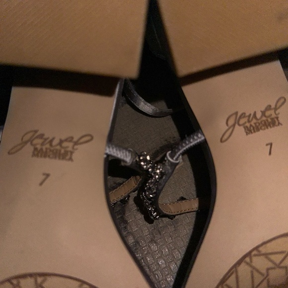 Jewel Badgley Mishchka silver rhinestone t strap block heels formal bridal 7 - Picture 14 of 14